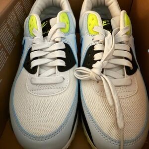 Air MAX 90 Nike Tennis Shoe